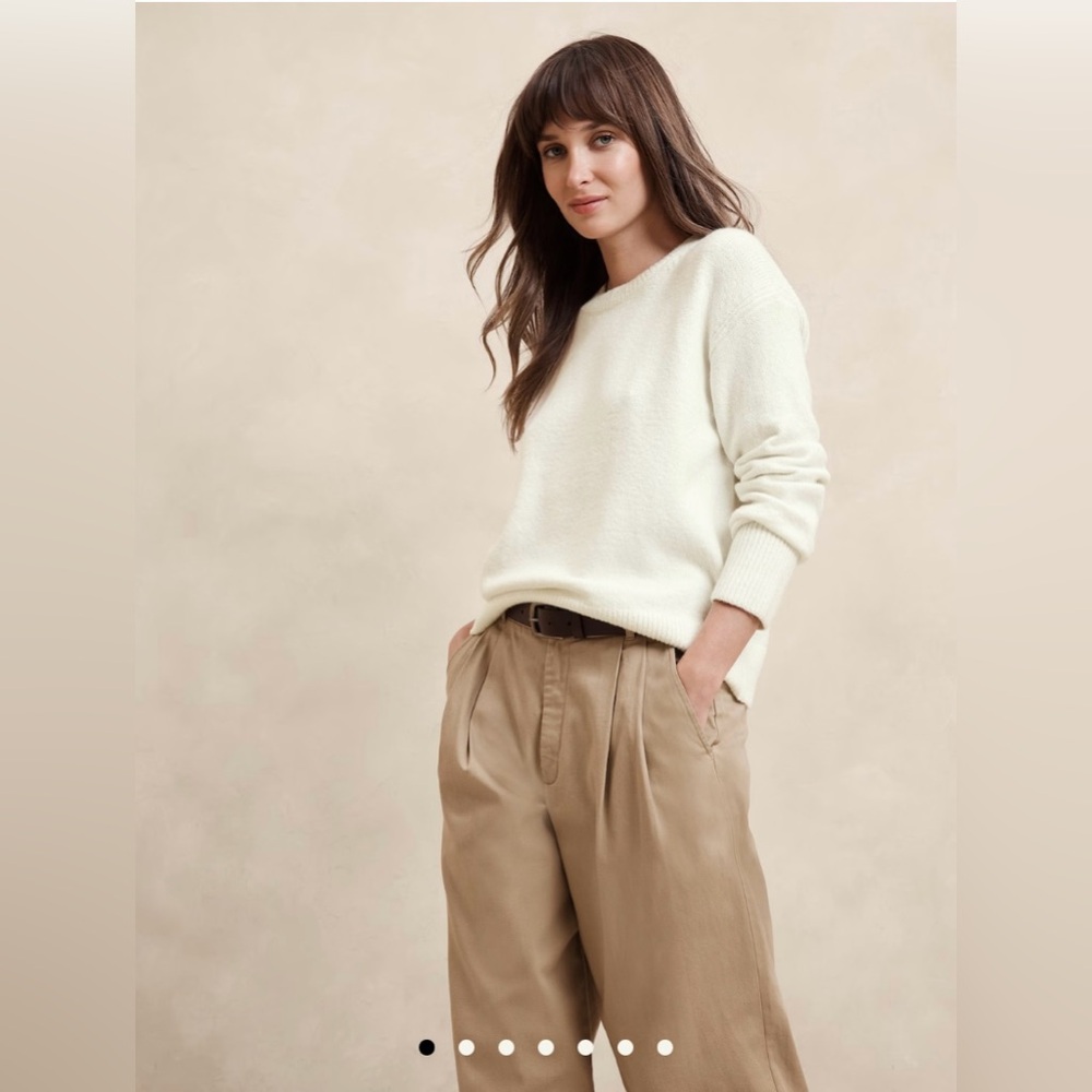 Banana Republic Factory Coveted Pullover Sweater
